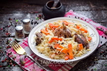 Плов с тушенкой в мультиварке