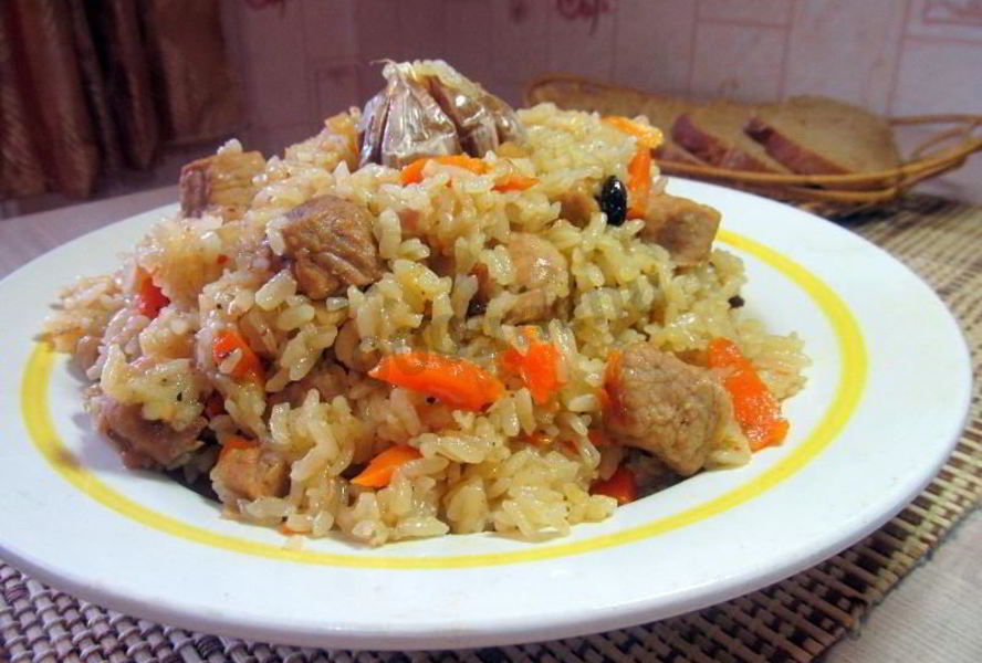 Плов со свининой в мультиварке