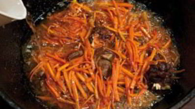 плов в казане по-узбекски