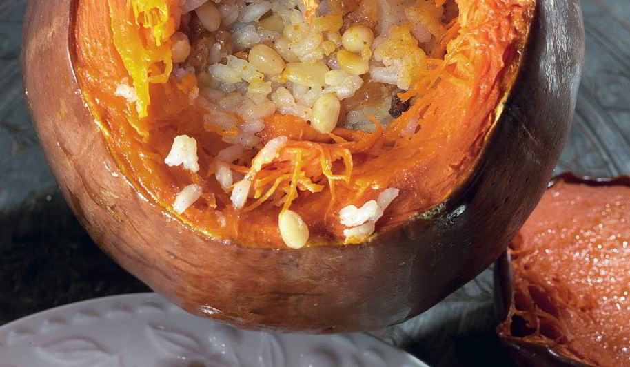 Рецепт тыквы, фаршированной сладким пловом