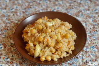 Вегетарианский плов с нутом