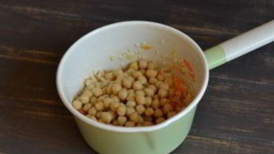 вегетарианский плов с нутом