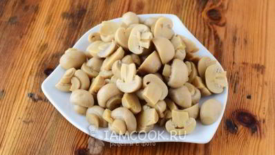 фрикасе из курицы с грибами