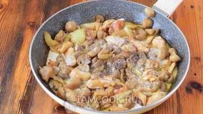 фрикасе из курицы с грибами