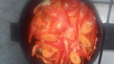 летнее рагу с курицей