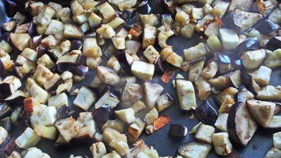 овощное рагу на основе запеченных баклажанов и перцев