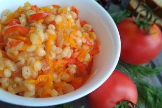 Овощное рагу с перловой крупой