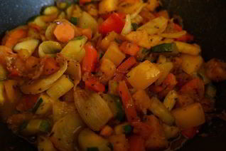 Овощное рагу со сладким бататом
