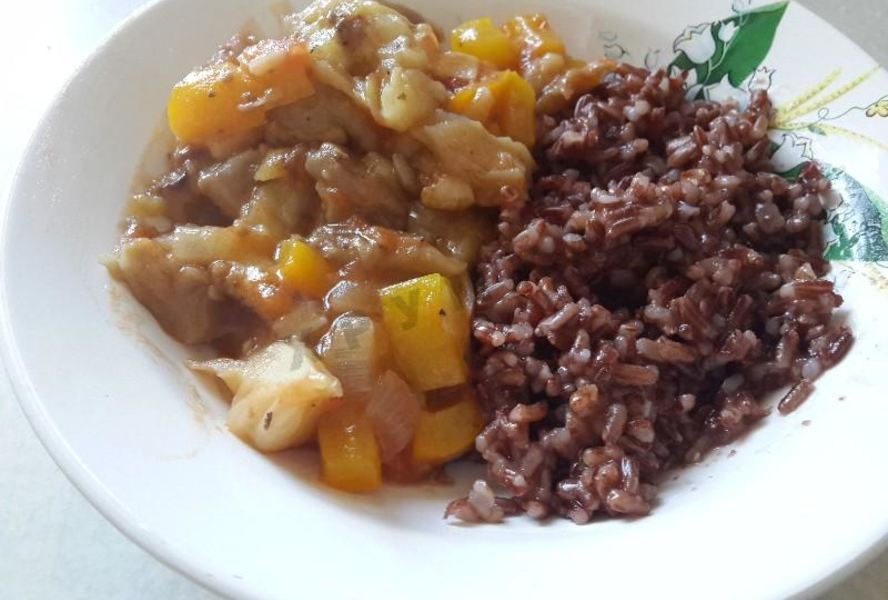 Постное овощное рагу из баклажанов с грибами и овощами