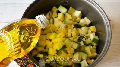 постное рагу из кабачков с картошкой в мультиварке