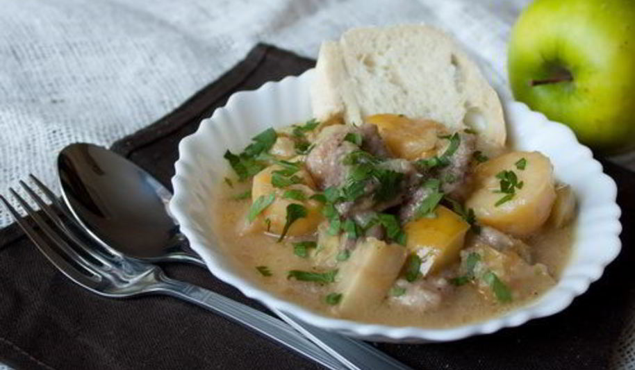 Рецепт рагу из свинины с яблоками