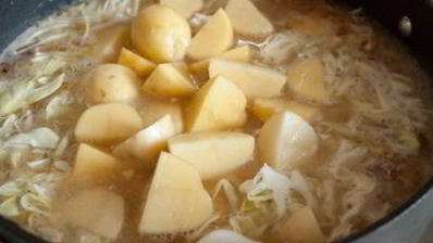 рагу из свинины с яблоками