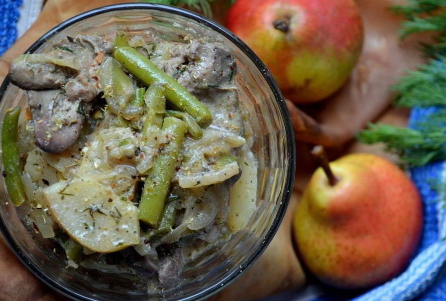 Рагу с фасолью и грушей