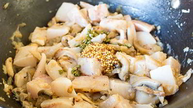 рыбное рагу с вешенками