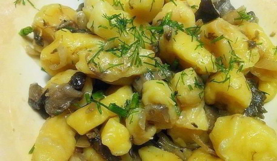 Рецепт тыквенных галушек с грибным рагу