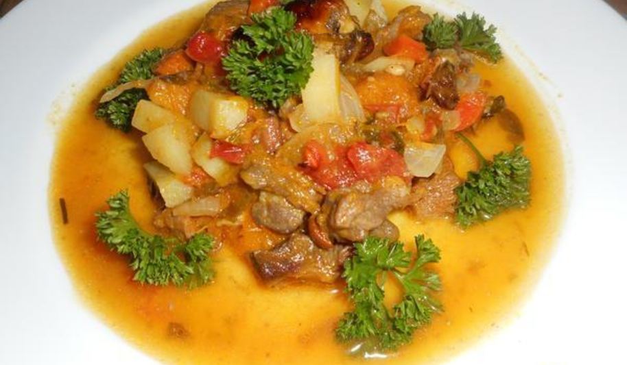 Рецепт запеченной тыквы, фаршированной рагу с говядиной