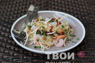 Рисовая лапша с креветками