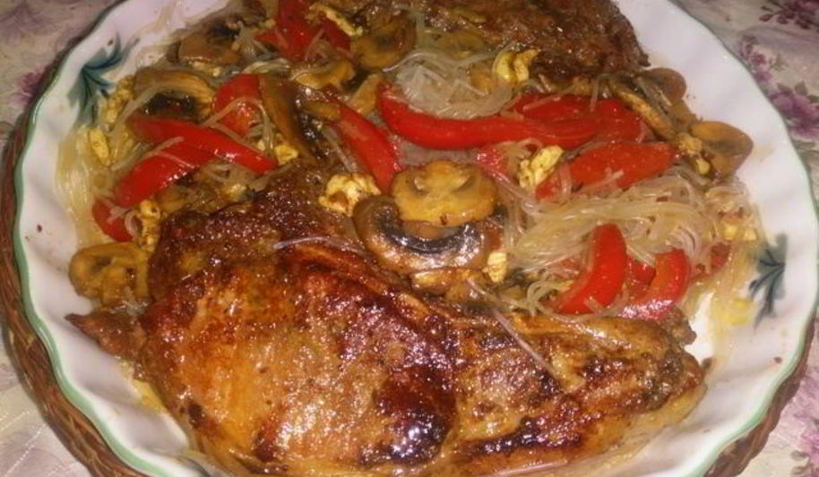 Рецепт рисовой лапши с овощами и мясом