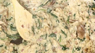 грибное ризотто со шпинатом