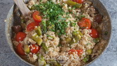 постное ризотто со спаржей и шампиньонами