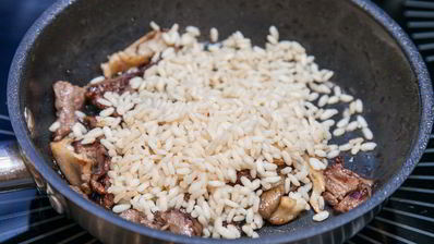 ризотто с говядиной и вешенками