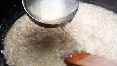 ризотто с гребешками и креветками