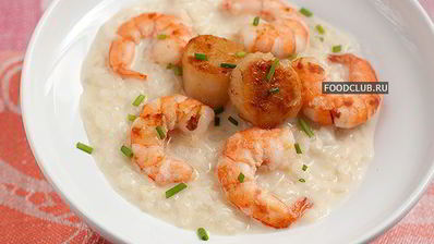 ризотто с гребешками и креветками