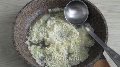 ризотто с кальмарами