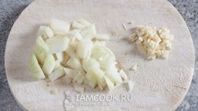 ризотто с морепродуктами в томатном соусе