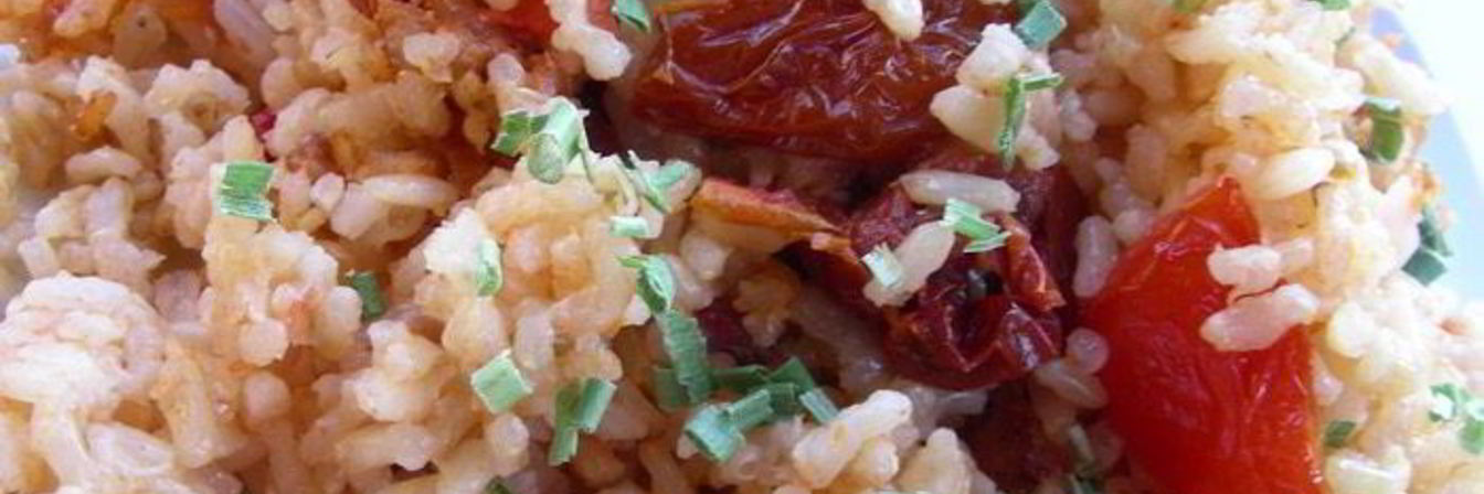 Ризотто с помидорами и вялеными томатами