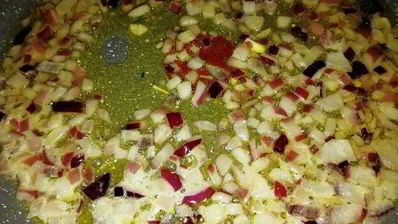 розовое ризотто с белыми грибами