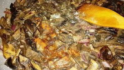 розовое ризотто с белыми грибами