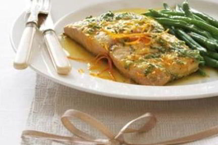 Дорада в сливочно-апельсиновом соусе