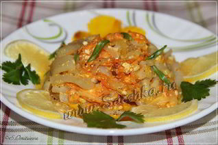 Кальмары с овощами