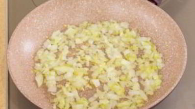 камбала под овощами