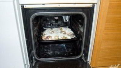 караси в сметане в духовке