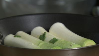 карп в ягодной глазури