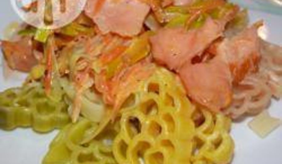 Рецепт копченого лосося в сливках