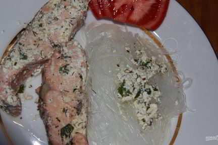 Красная рыба под сливочным соусом