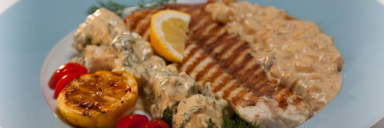 Осетрина гриль с цветной капустой и водка-соусом