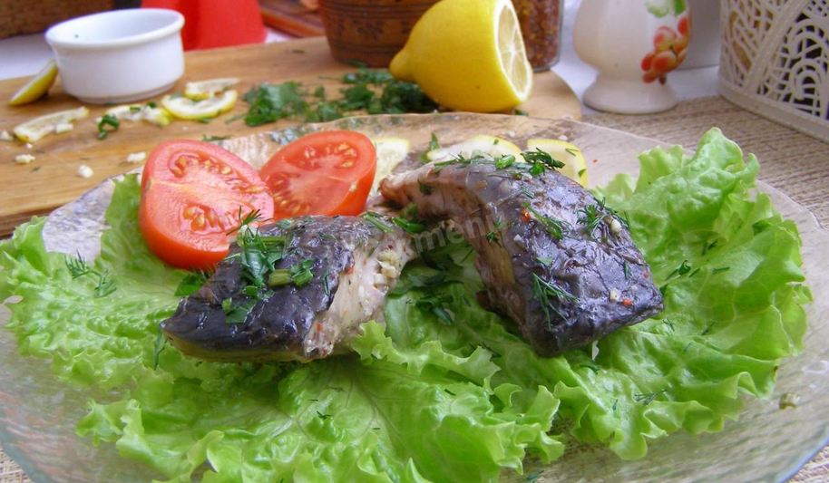 Рецепт речной рыбы в мультиварке с лимонами на пару
