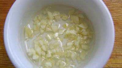 речная рыба в мультиварке с лимонами на пару