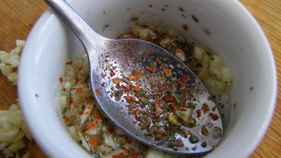 речная рыба в мультиварке с лимонами на пару