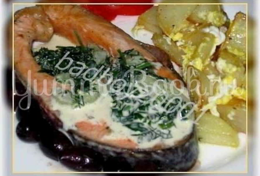 Рыба под огуречным соусом