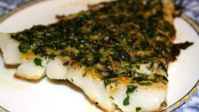 рыба в пармезановой корочке с петрушкой