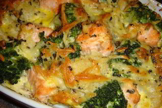 Рыба запеченная с брокколи в духовке