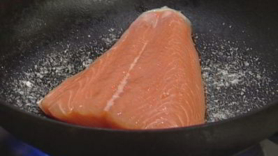 семга с тушеными овощами