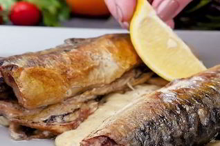 Скумбрия с грибами