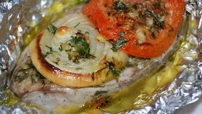 сом, запеченный в фольге