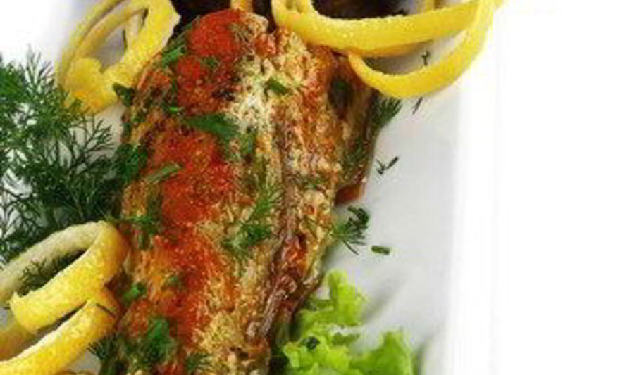 Рецепт тунца с мятой, чесноком, томатами и белым вином